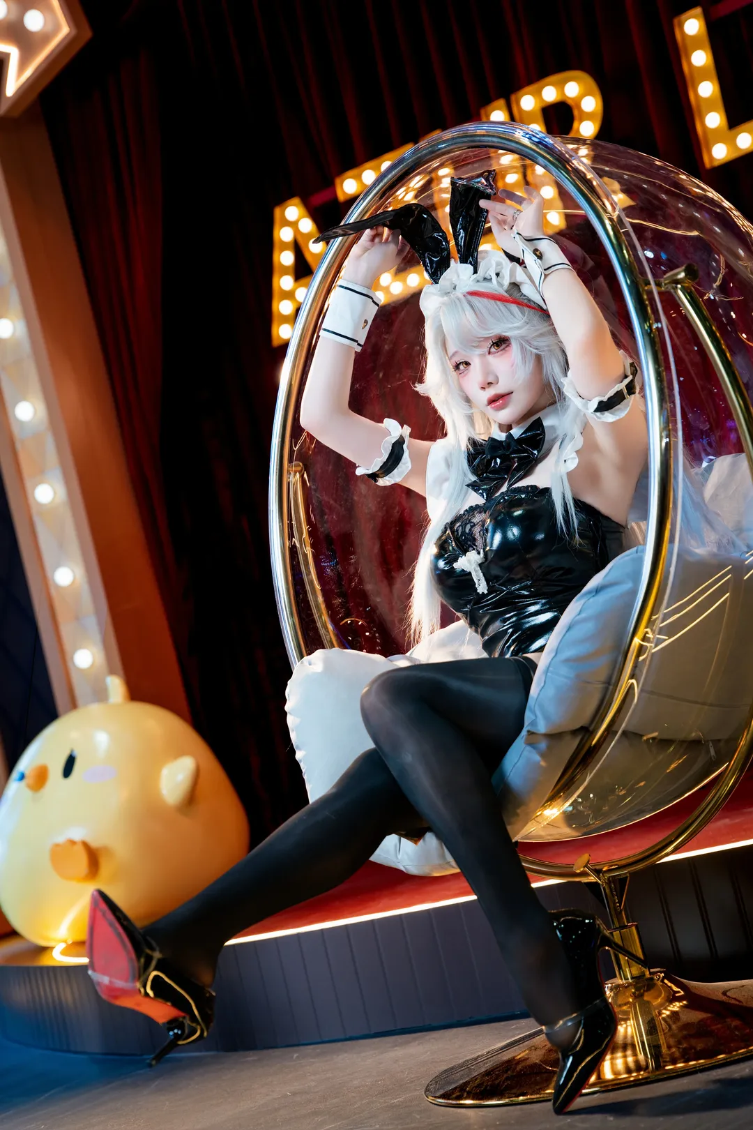 【欧根亲王cos】2026萤火虫碧蓝展台漆皮兔女郎漫展返图