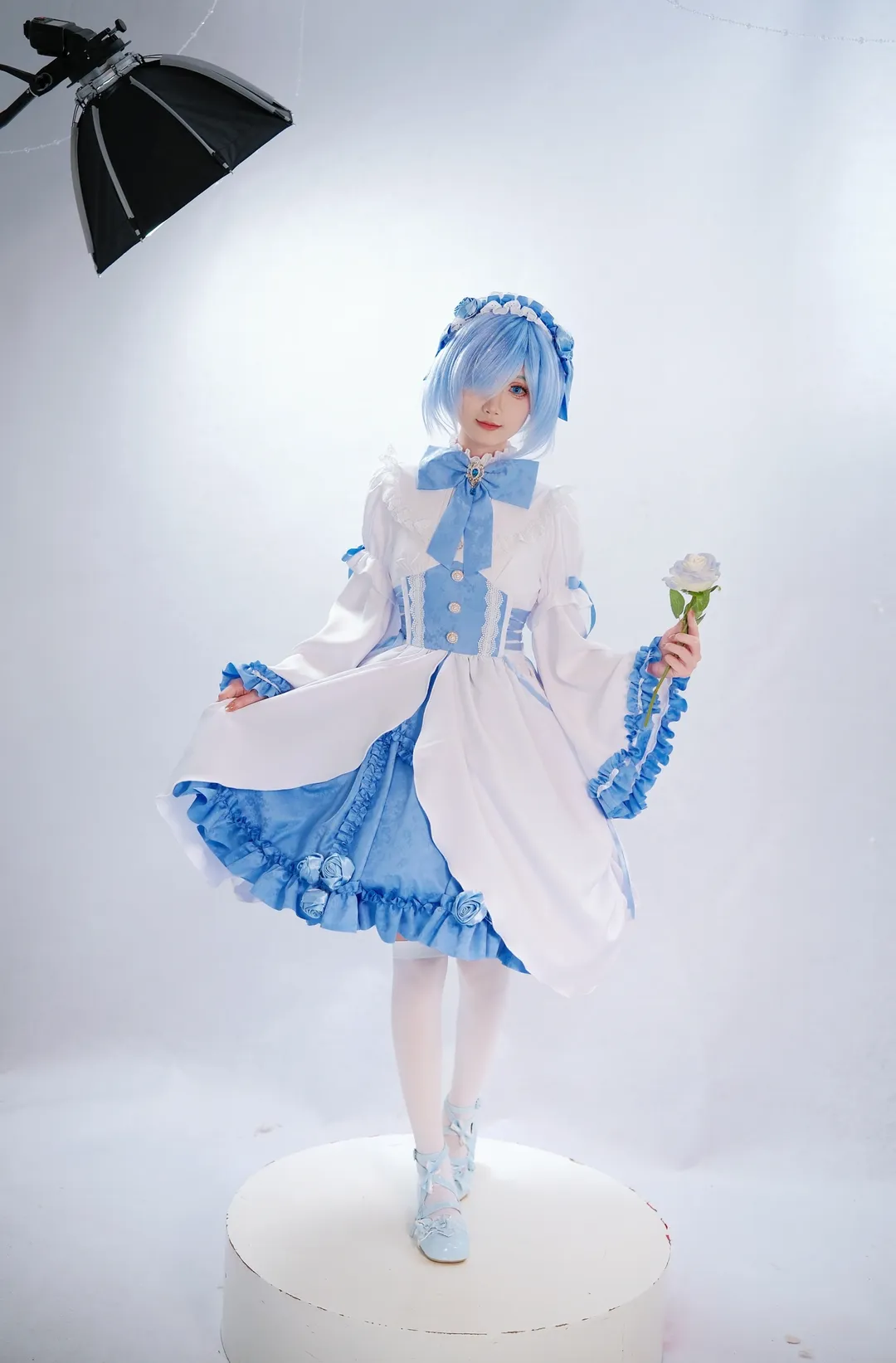 【蕾姆cos】从零开始的异世界生活，水色哥特裙搭配白丝的极致出片 - 第 7 张