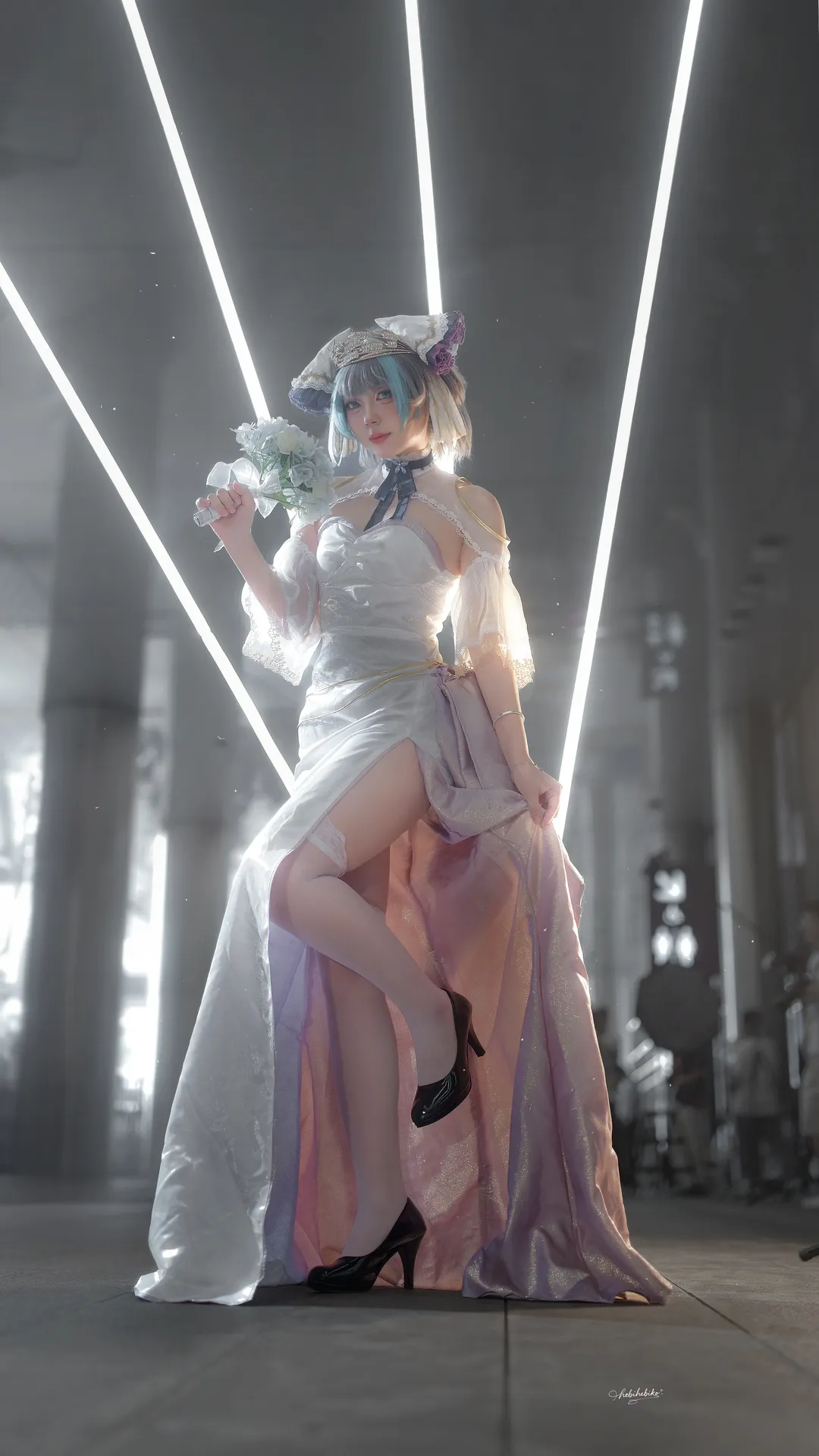 【柴郡cos】碧蓝航线里的发光小猫咪，灰调辉光场照记录