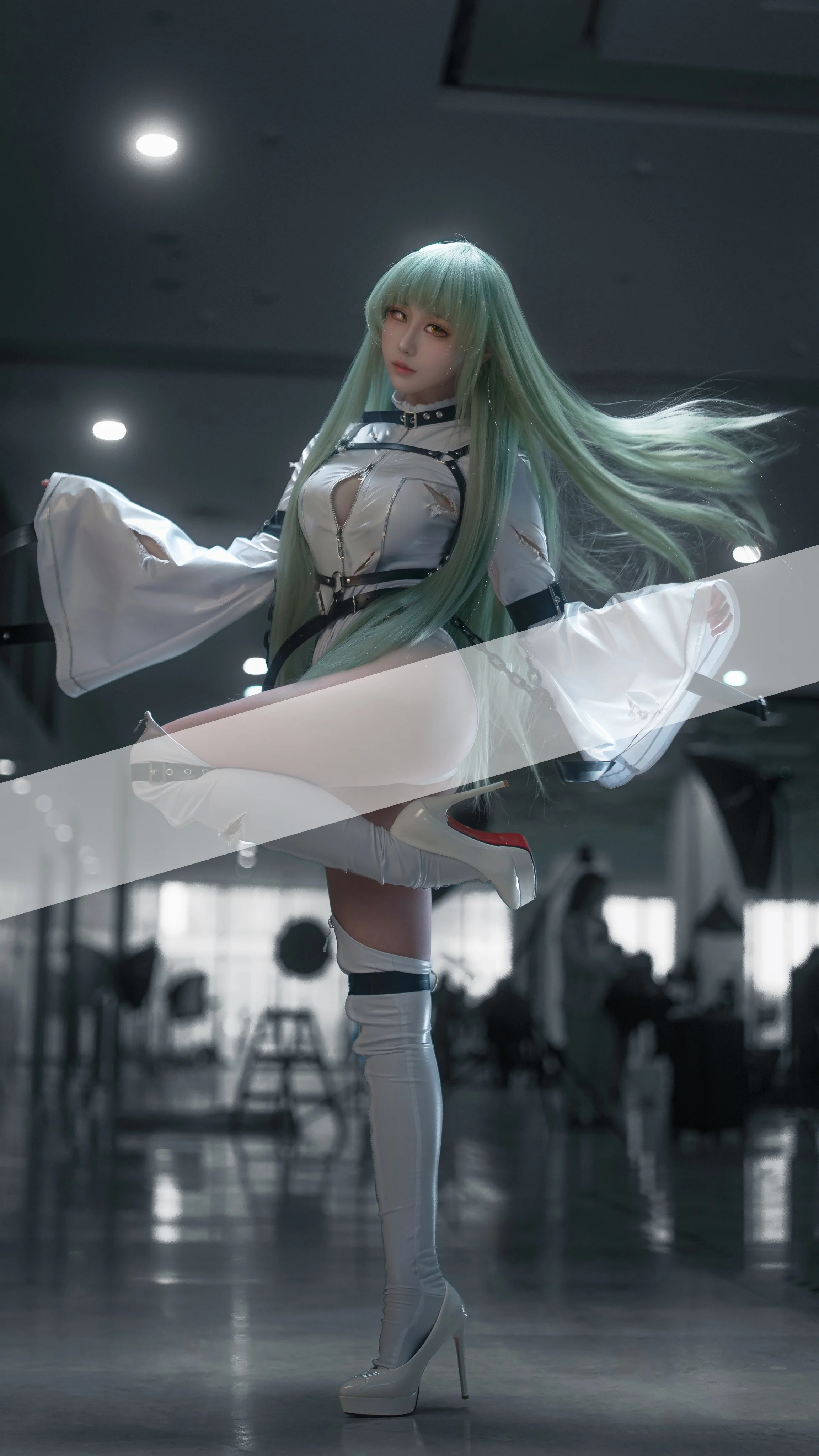 【C.C. cos】叛逆的魯魯修，黑蜻蜓漫展束縛裝場照分享 - 第 1 張