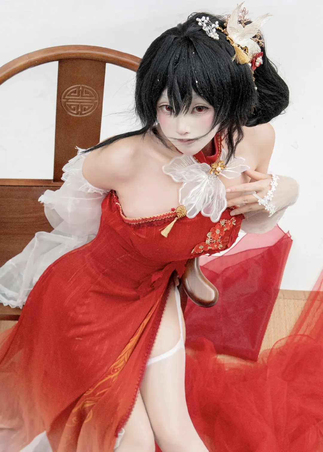 【镇海cos】碧蓝航线的红白婚服，优雅与性感并存 - 第 3 张