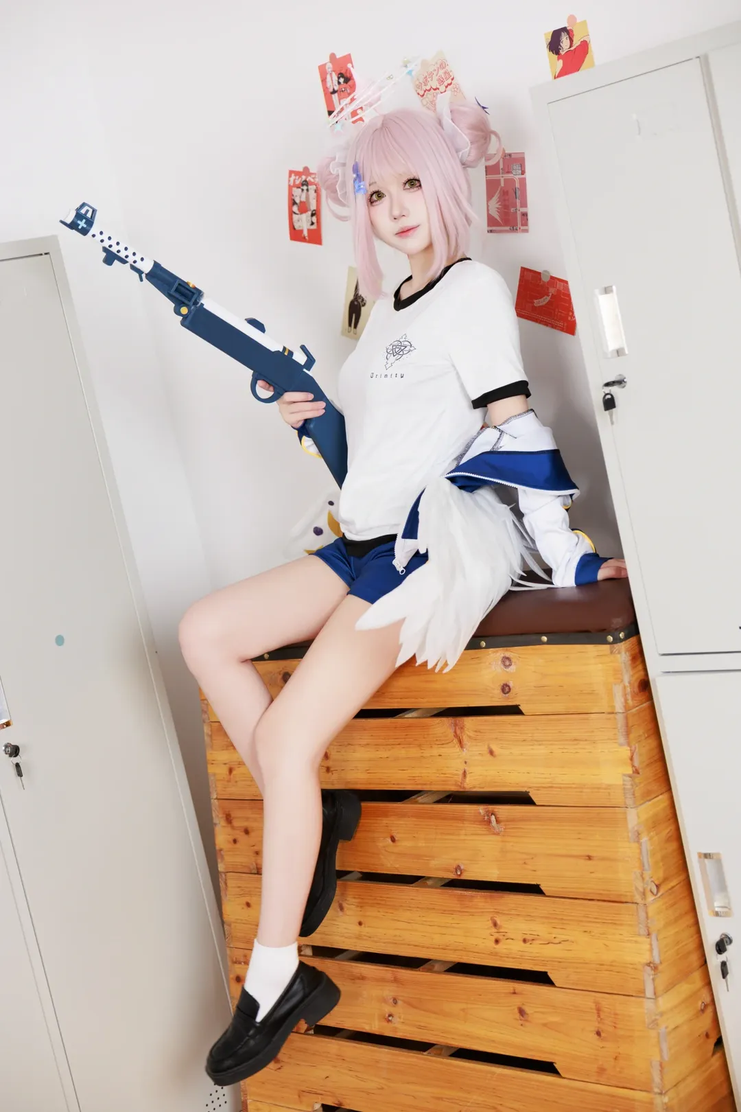 【蔚蓝档案未花cos】穿着运动服挥动棒球棍的快乐瞬间 - 第 2 张
