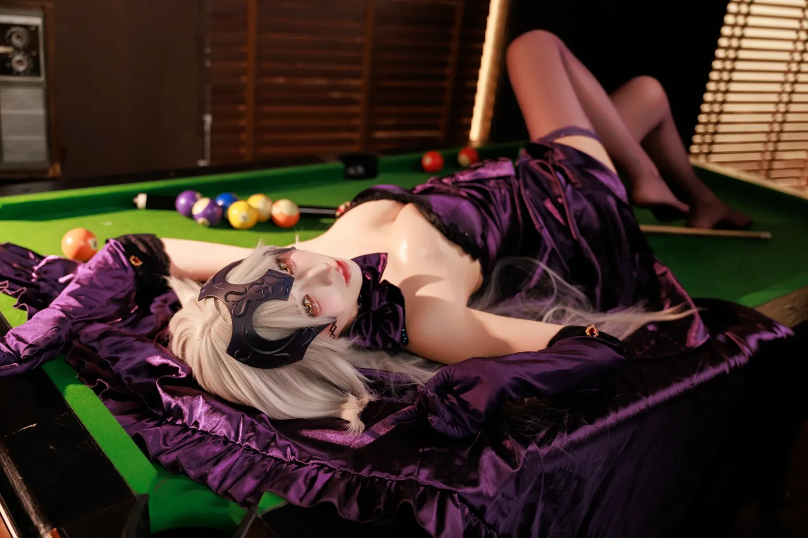 【貞德altercos】酒醉的聖女，檯球桌上的慵懶時刻