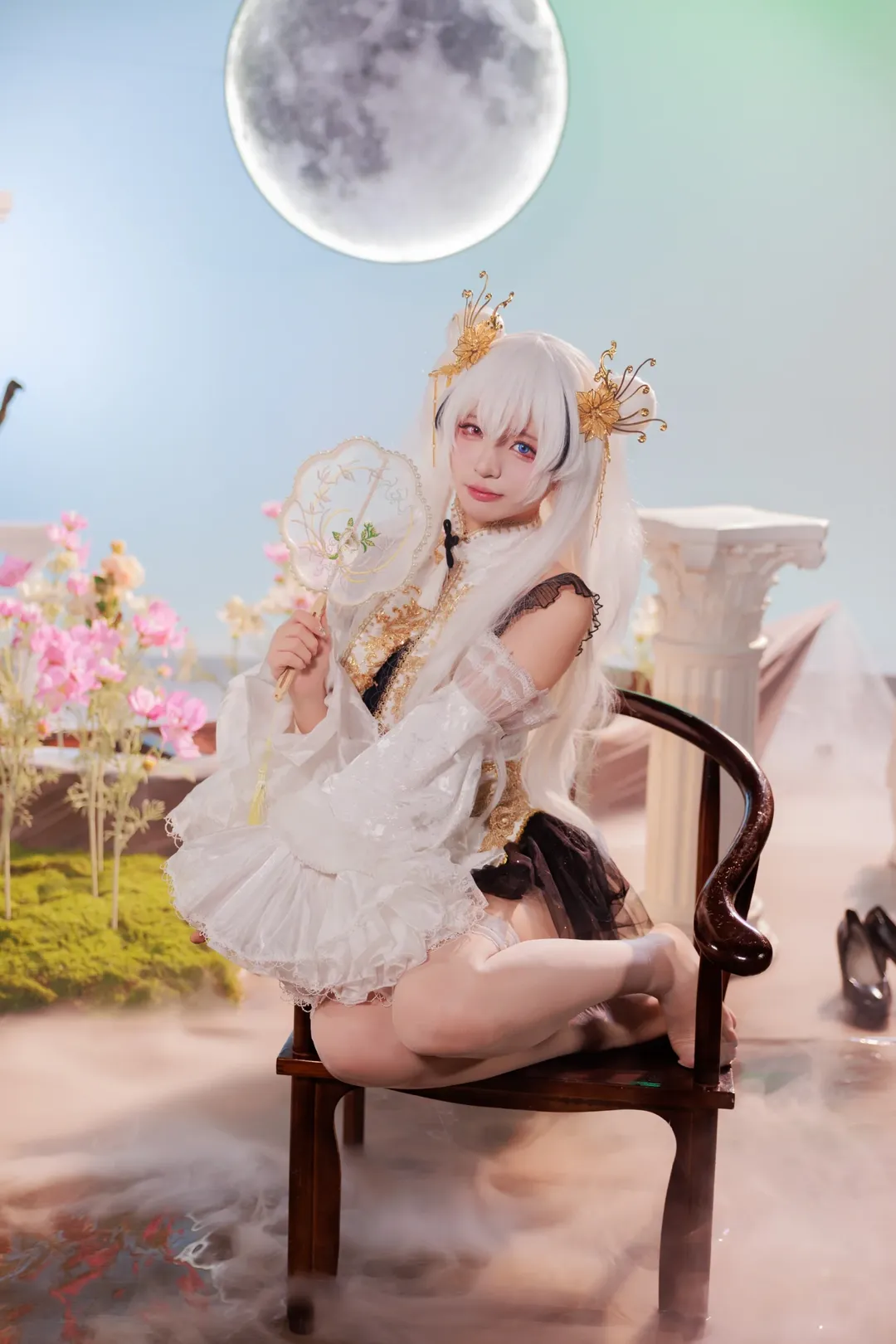 [Elbing Cosplay] Azur Lane's Elbing: Sharing a New Chinese Style Outfit with White Stockings - Image 2