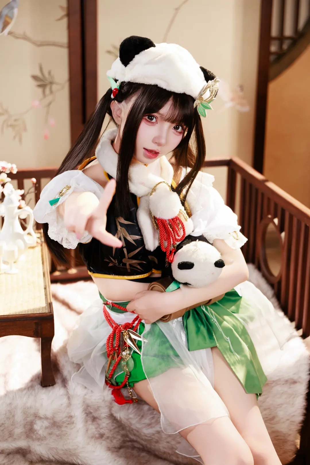 【竹间萌客cos】逆水寒里的毛茸茸熊猫少女 - 第 2 张