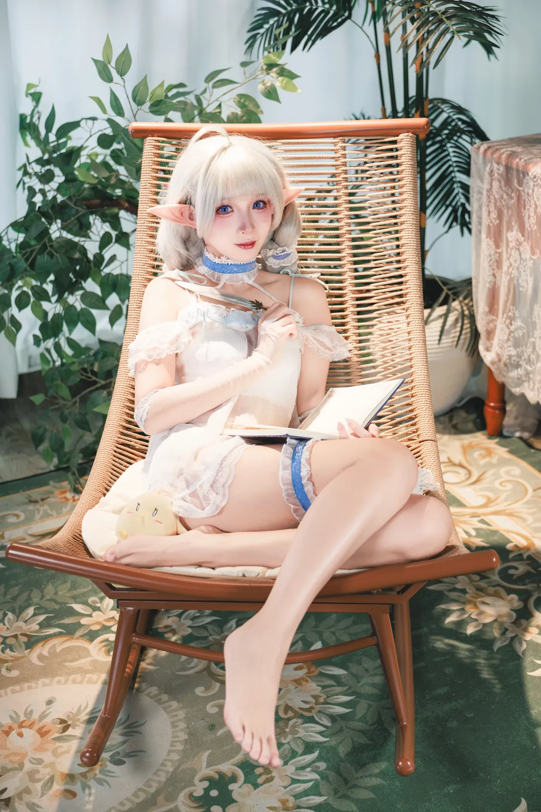 【エファセンコスプレ】アズールレーンの午後、コスプレパジャマに着替えて籐椅子に身をゆだねて - 2 枚目