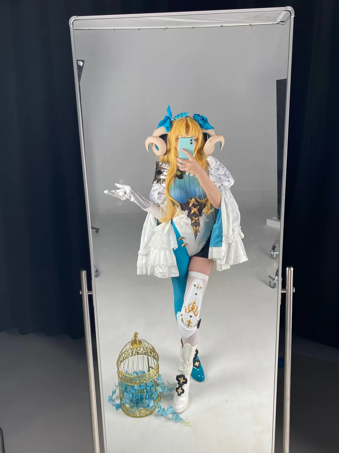 【艾蕾什基伽尔cos】白棚下的冥界女神，不对称设计的魅力 - 第 2 张