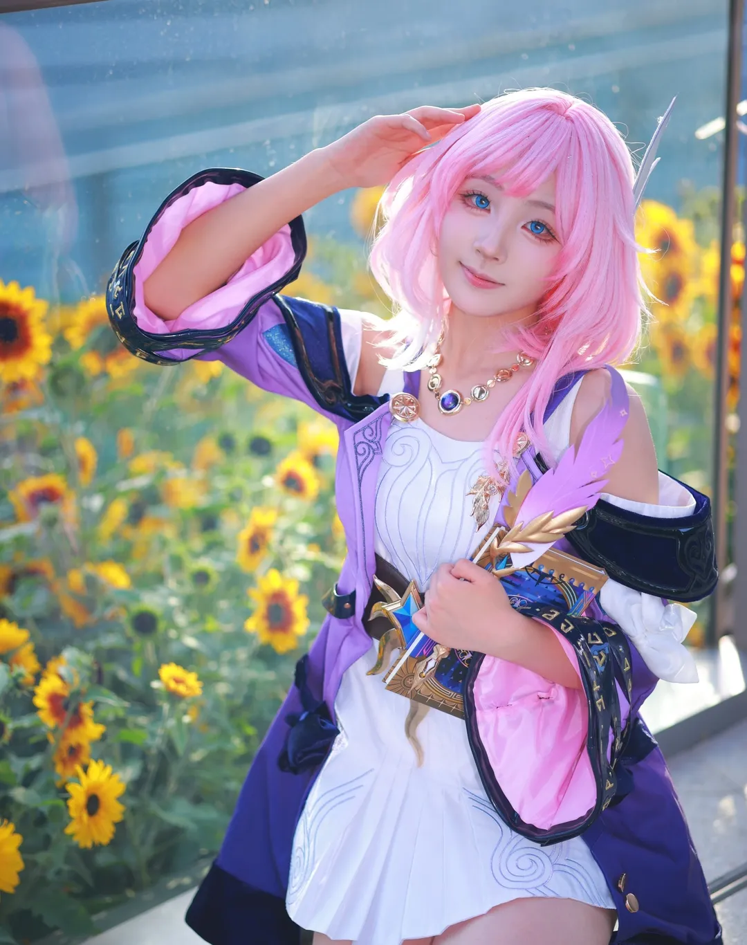 [Little Cyrene cosplay] Honkai: Star Rail — Meeting Gentleness Hidden in the Flowers - Image 1