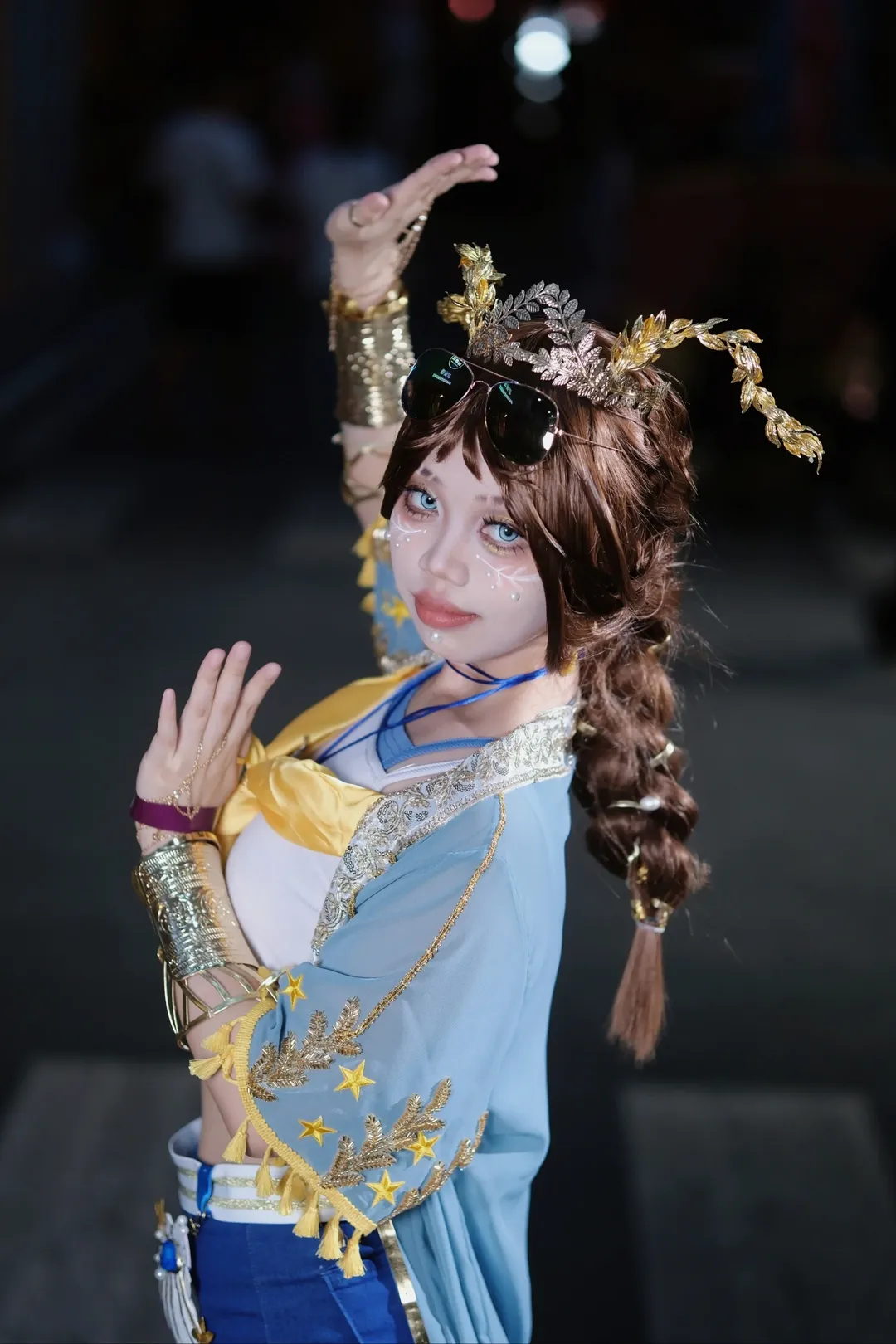 第五人格祭司名誉首席cos 承载希望与热忱的夏日光影 - 第 3 张