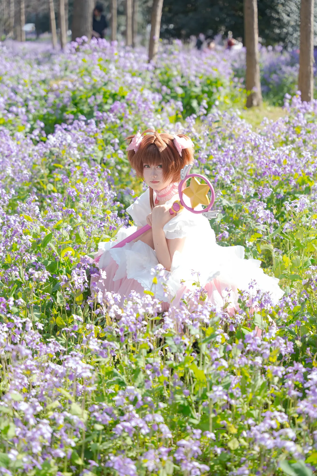 【木之本桜cos】摩卡少女樱生贺，定格春日花海浪漫时刻 - 第 3 张