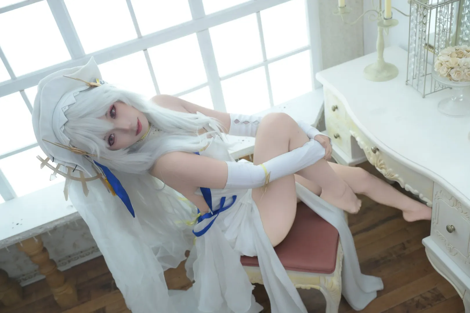 【归溟幽灵鲨cos】明日方舟生而为一，湛蓝与纯白的交织 - 第 1 张