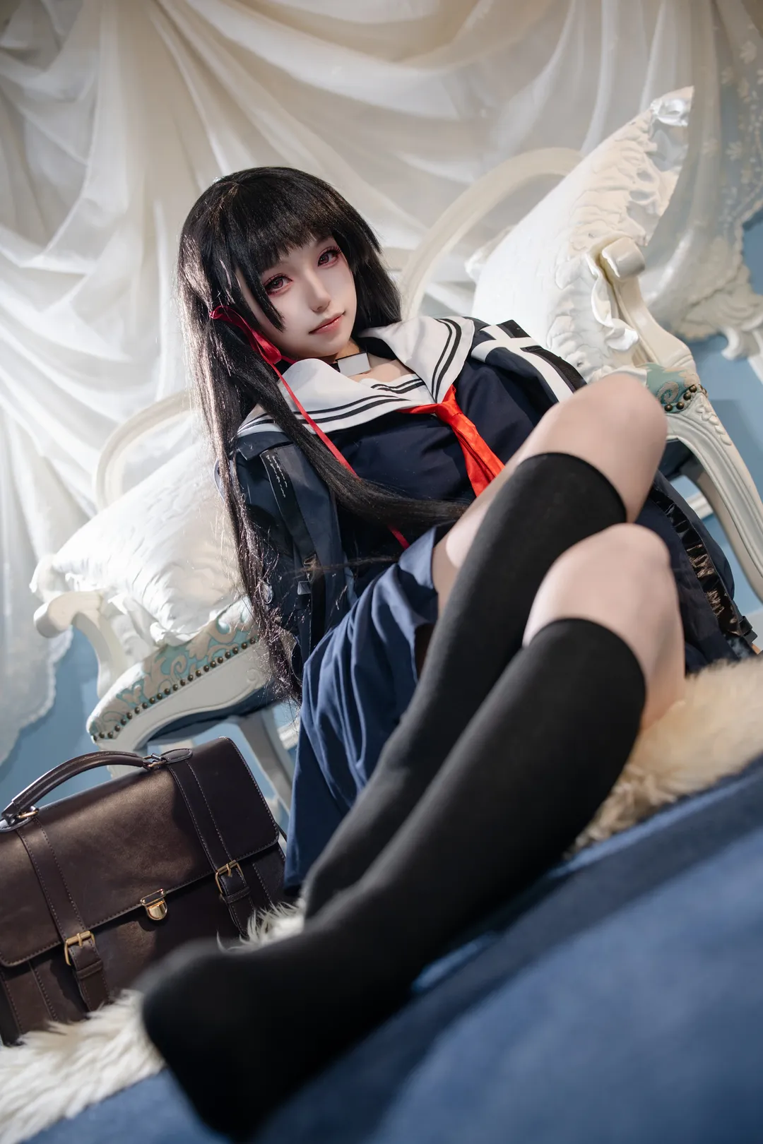 【千咲cos】鸣潮里的暗黑系少女，红眼黑发太有辨识度了 - 第 3 张