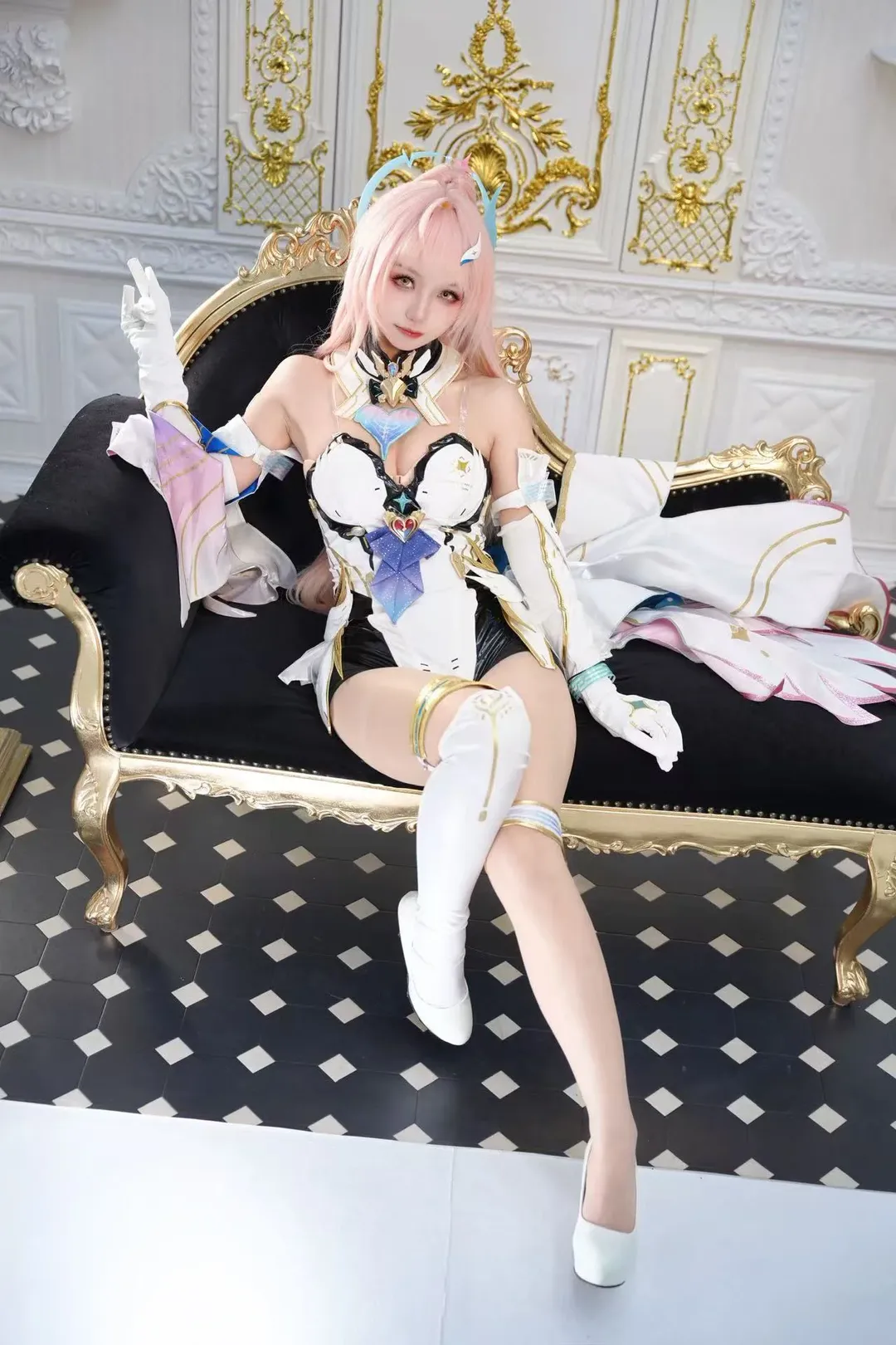 【愛彌斯cos】崩壞星穹鐵道里的宮廷風寫真分享 - 第 1 張
