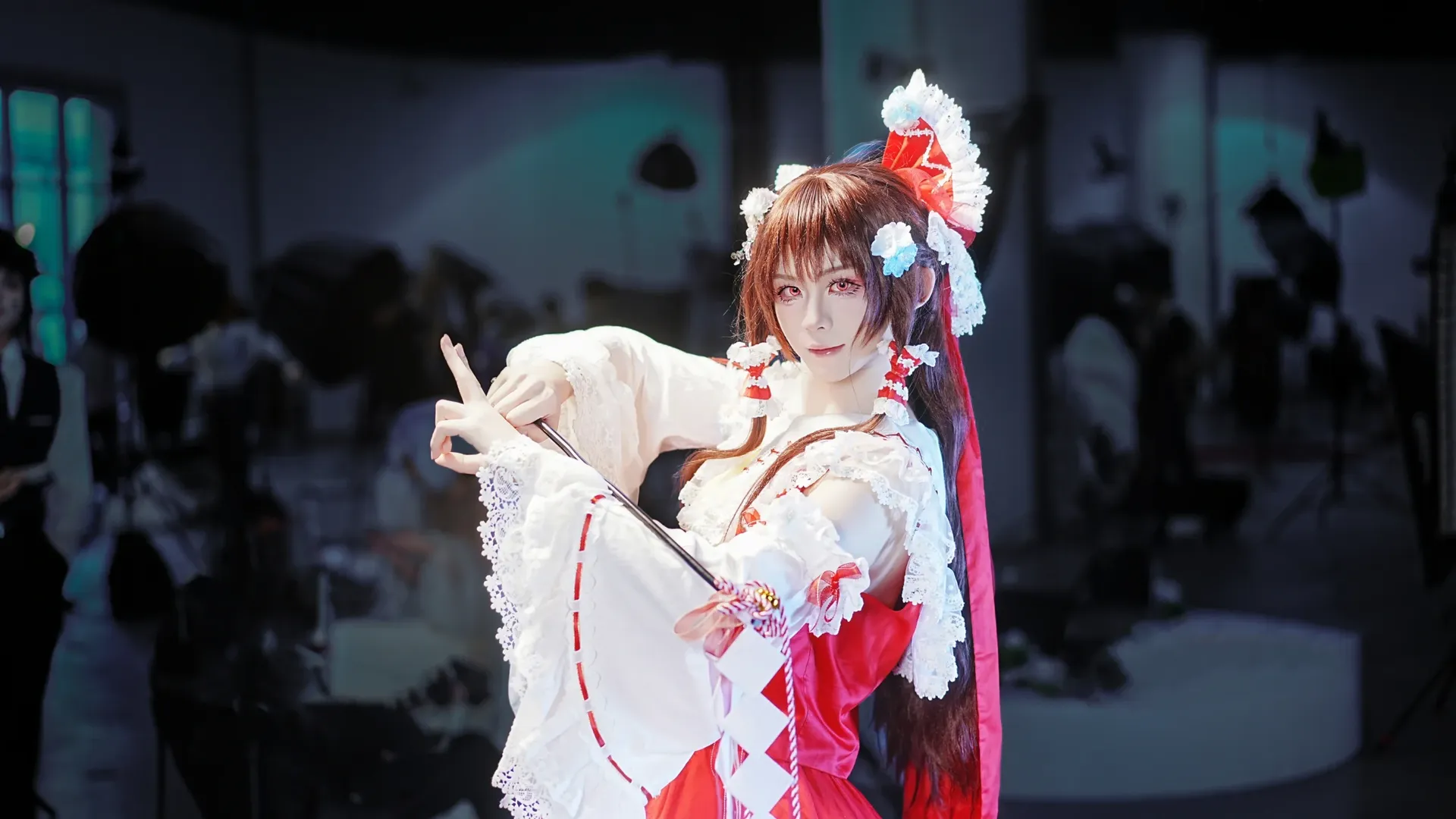 【博丽灵梦cos】东方Project 红白巫女的棚拍定格 - 第 5 张