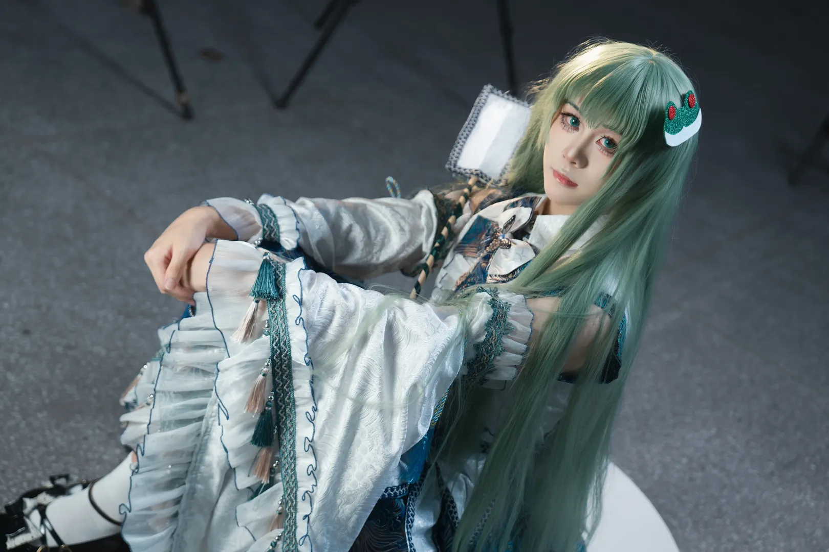 【东风谷早苗cos】东方project风祝巡游，发现了最像女孩子的角度 - 第 4 张