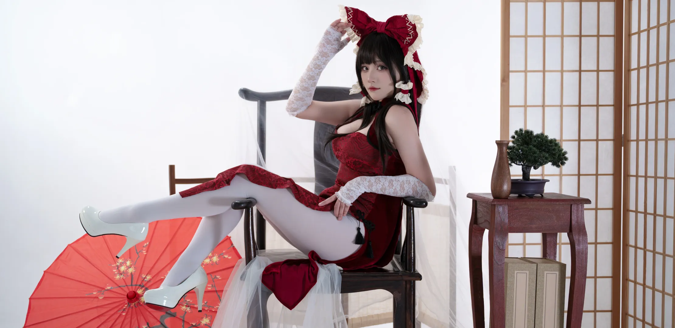 【博丽灵梦cos】东方Project，穿改良红旗袍的巫女和迟来的奉纳 - 第 4 张