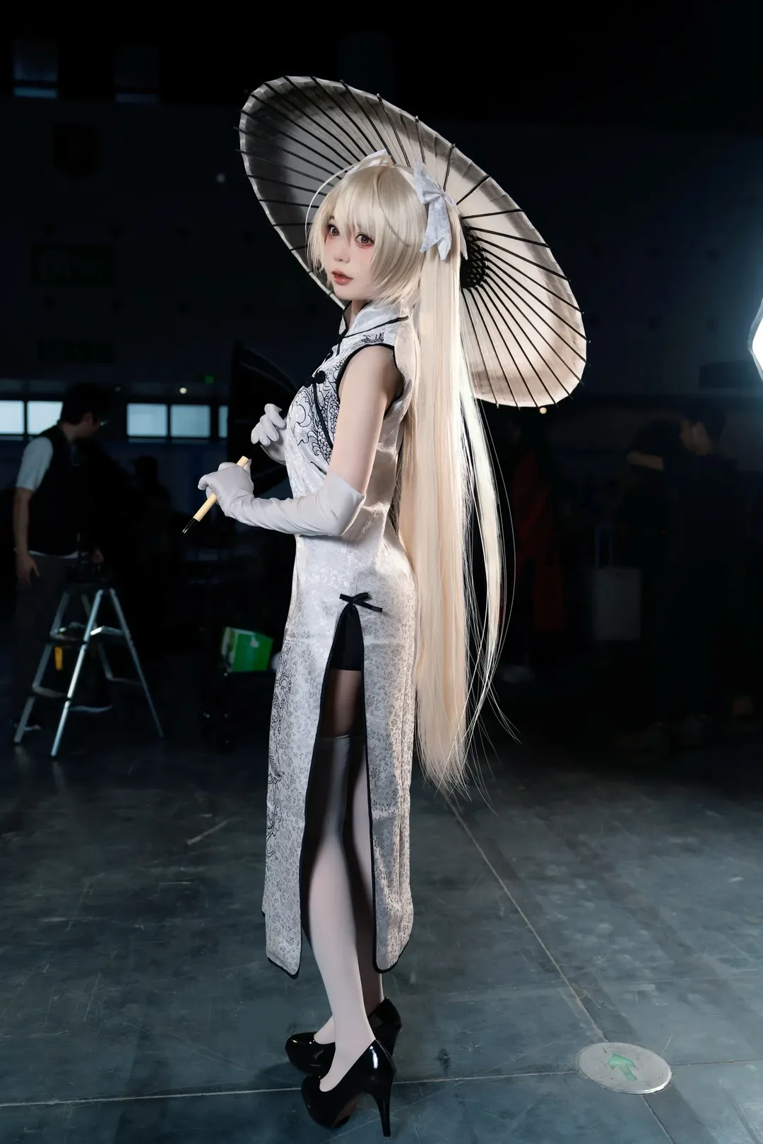 【春日野穹cos】緣之空旗袍初体验，还原手办姿势的挑战 - 第 6 张