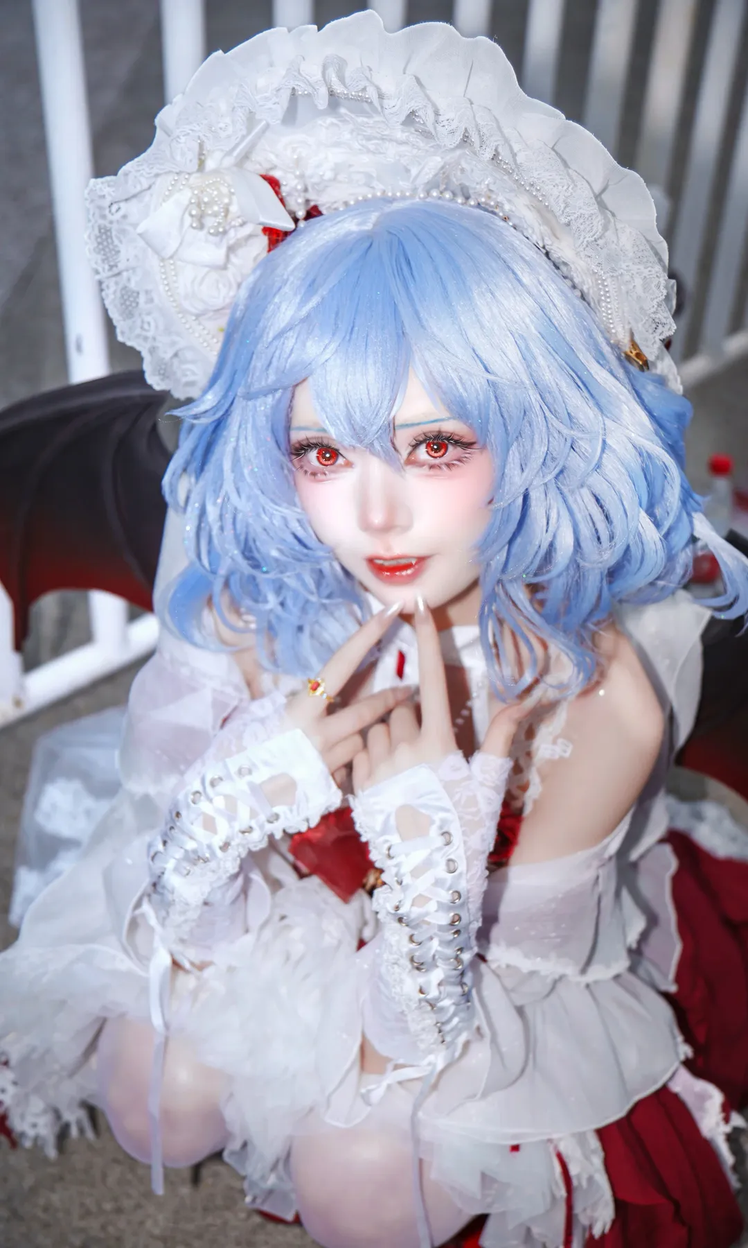 【蕾米莉亚斯卡雷特cos】东方project的吸血鬼大小姐世界线场照