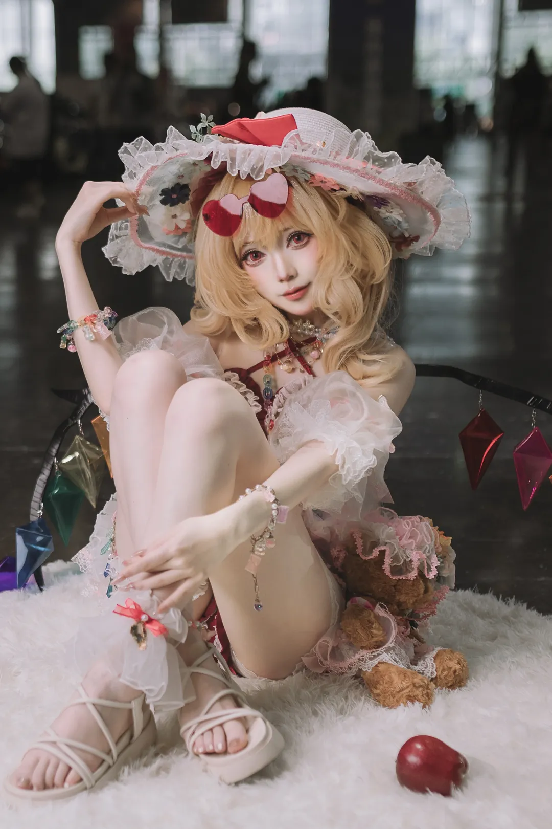 【芙兰朵露cos】东方project红雾异变中的红苹果少女 - 第 1 张