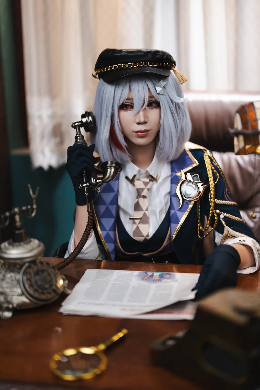 【托帕cos】崩坏星穹铁道，在幻想空间复古老书房处理战略投资部业务 - 第 1 张