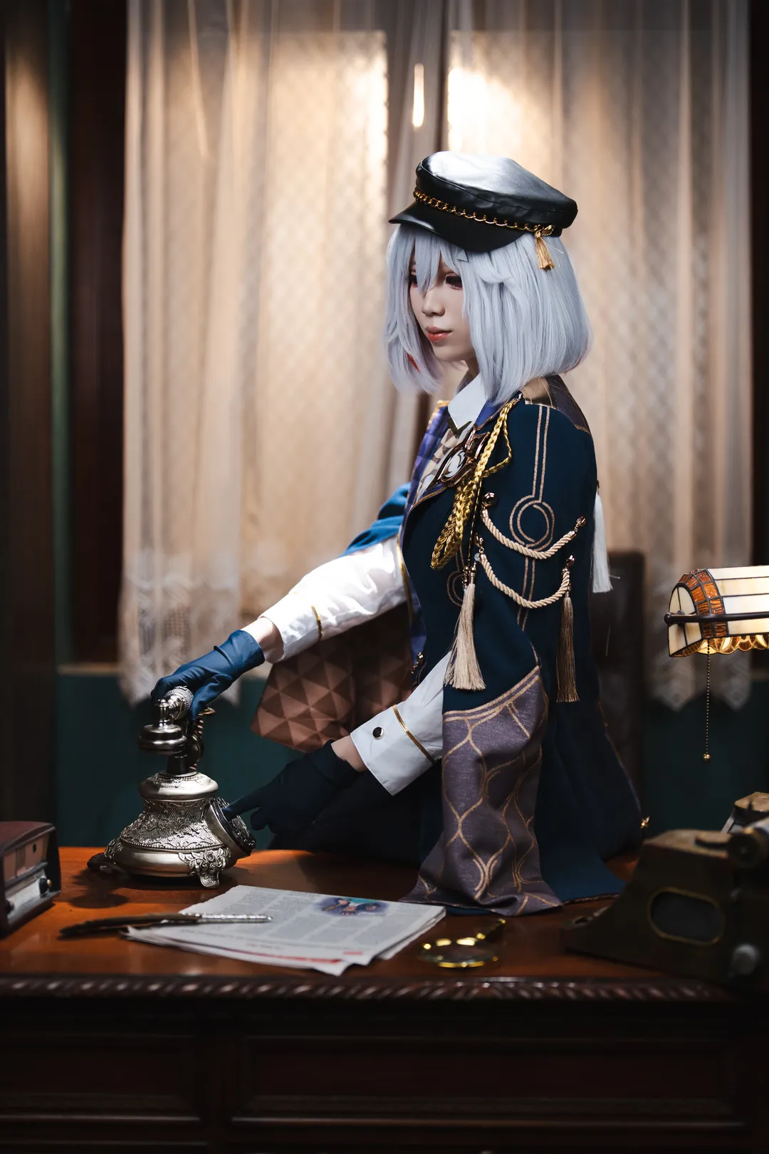 【托帕cos】崩坏星穹铁道，在幻想空间复古老书房处理战略投资部业务 - 第 3 张