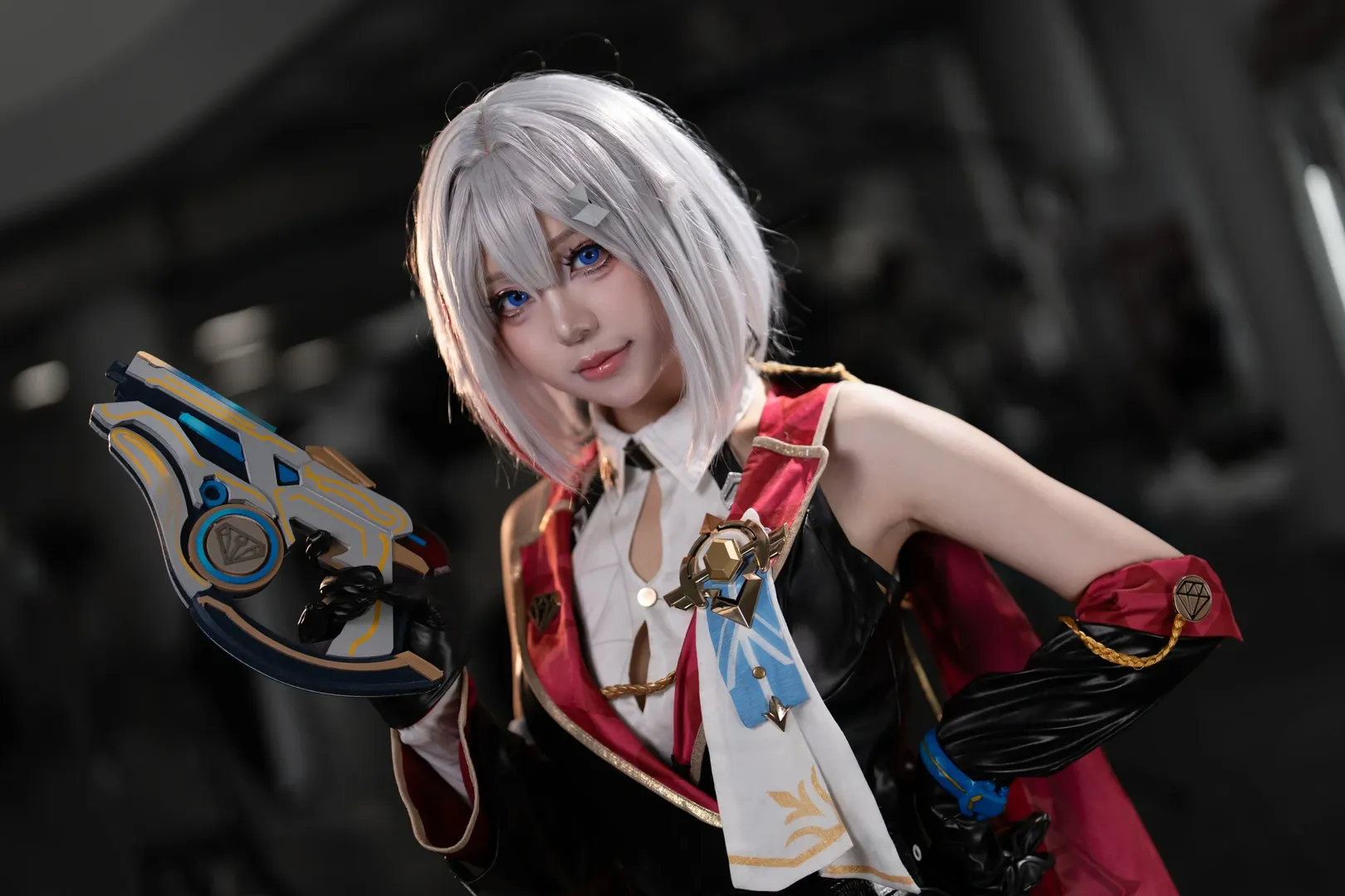 [Topaz cosplay] Honkai: Star Rail: Tactical-Vibe Convention Photos in Black, Red, Silver, and White - Image 8