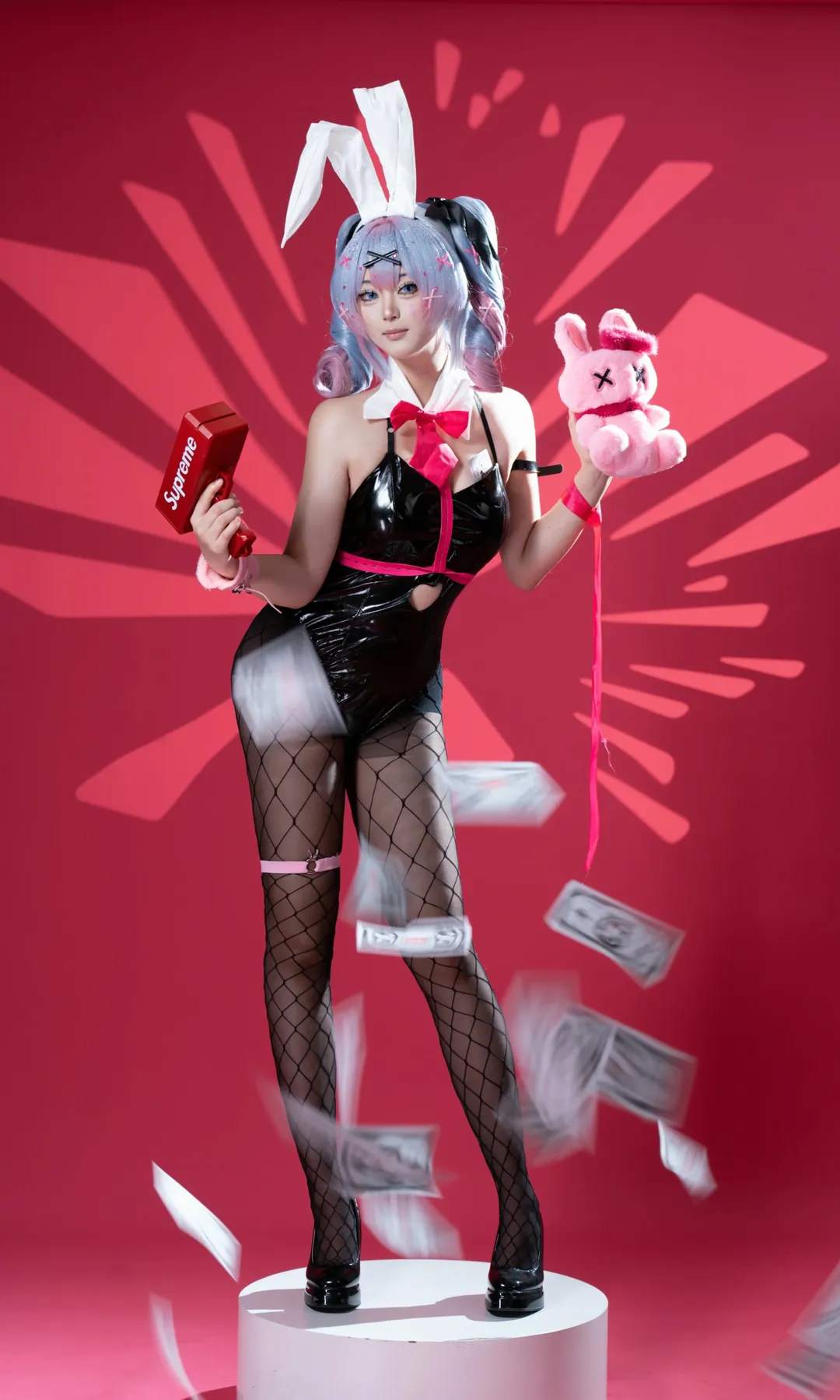 【初音未来cos】兔子洞的暗黑兔女郎，白棚投影正片存档 - 第 3 张