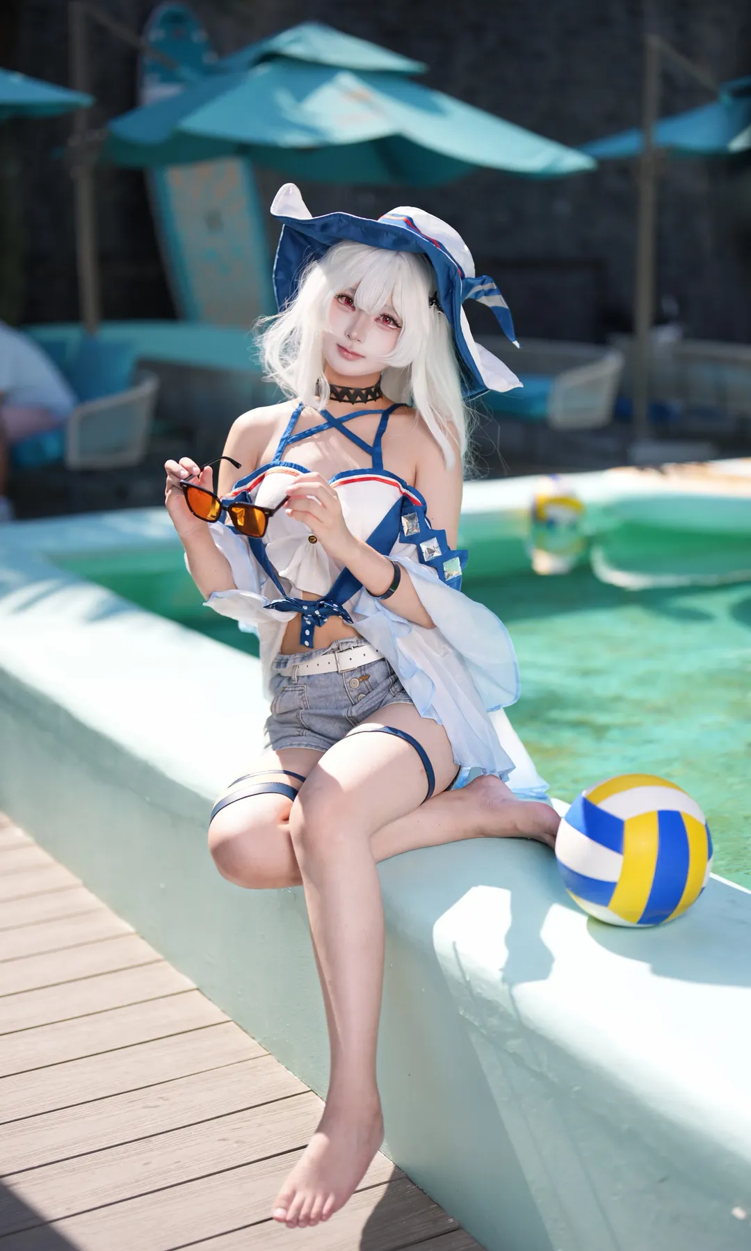 【スカジ コスプレ】波に乗って、アークナイツの爽やかな夏のひととき - 2 枚目