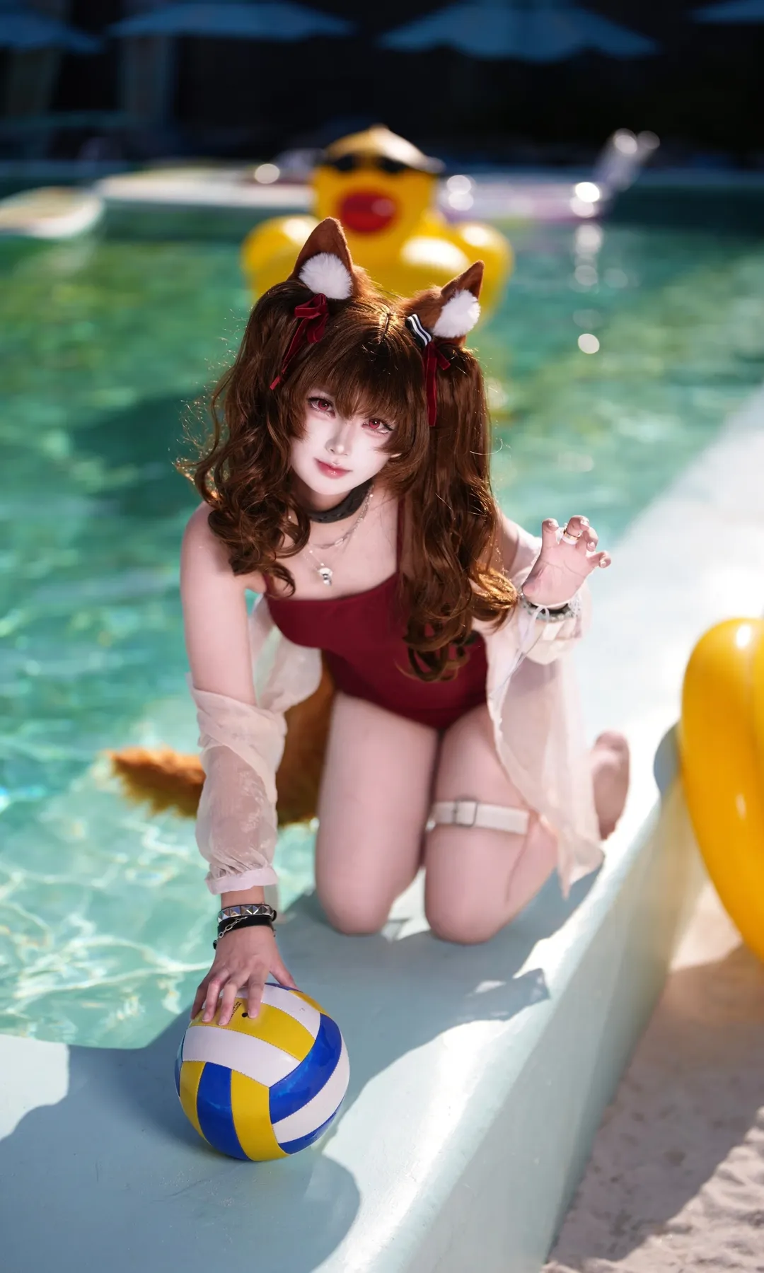 【安洁莉娜cos】明日方舟的夏日泳装，池畔微凉的轻快时光