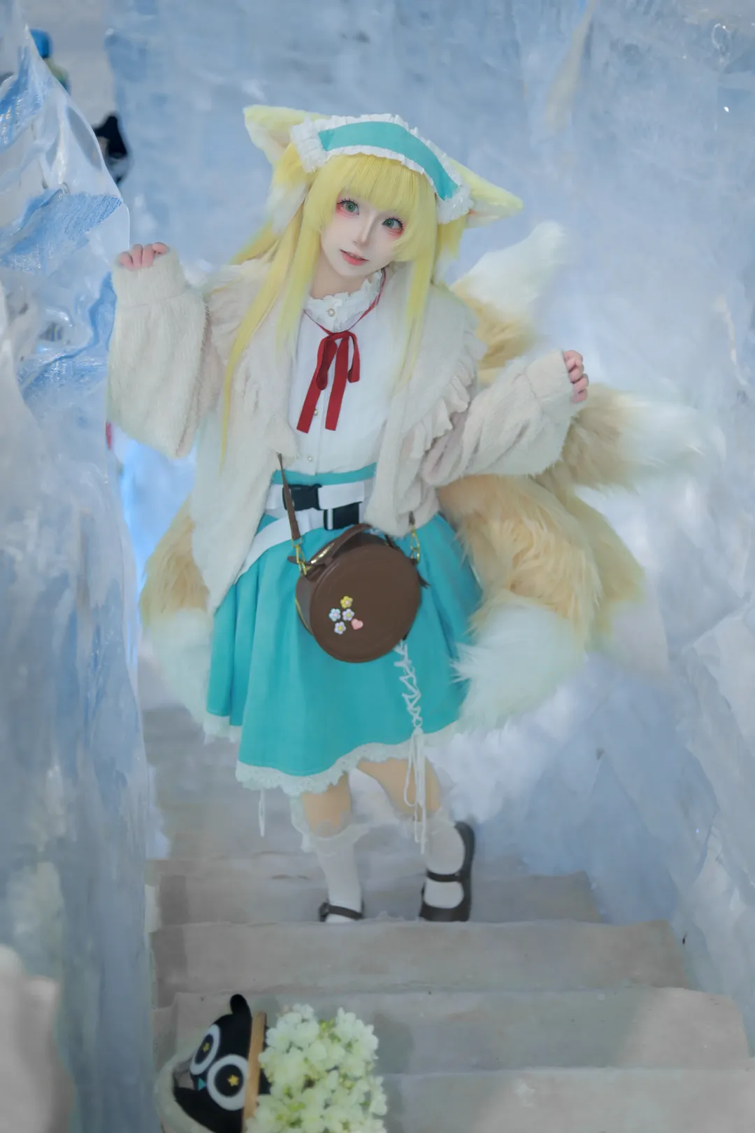 【铃兰cos】明日方舟雪境中的灵动瞬间