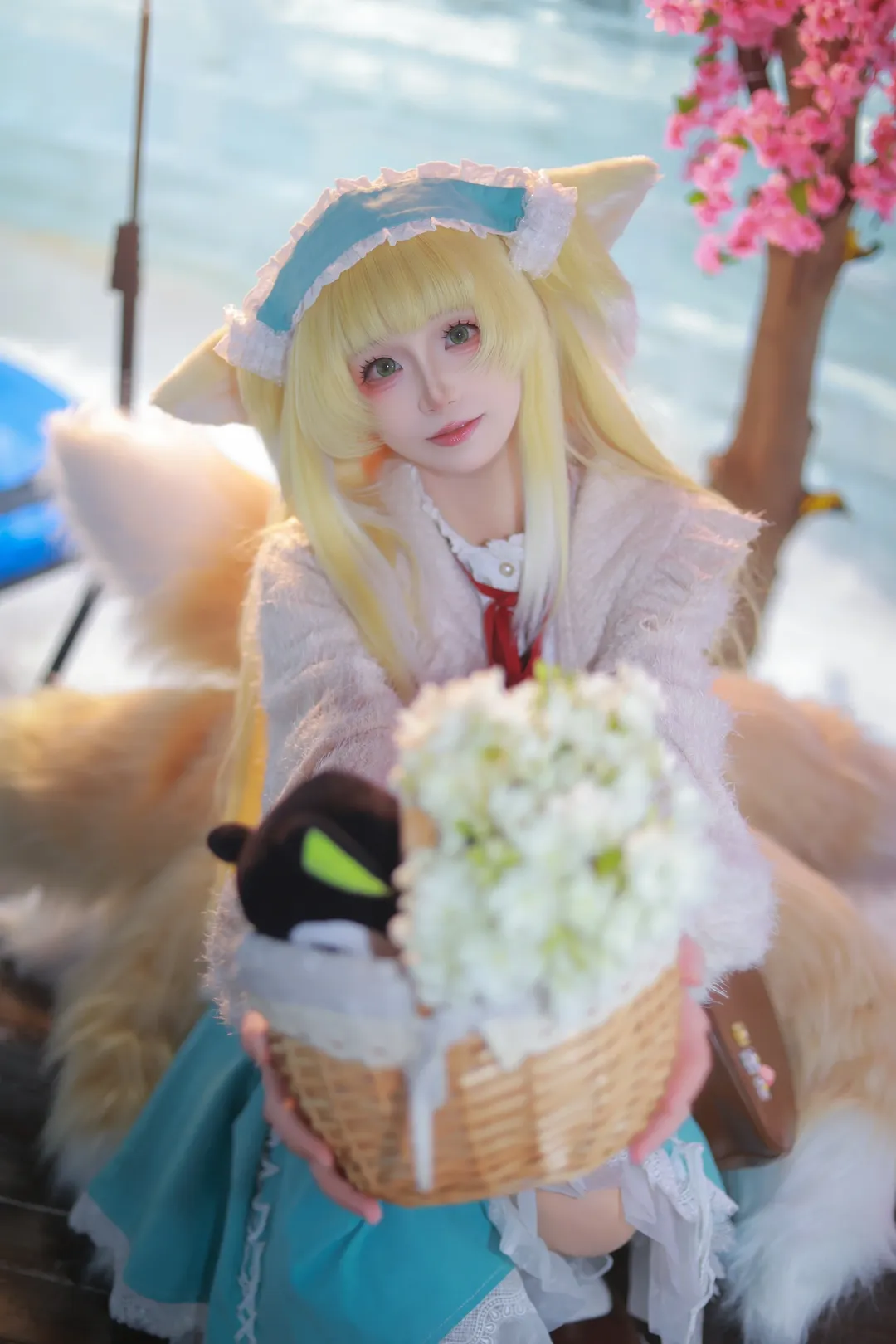 【铃兰cos】明日方舟雪境中的灵动瞬间 - 第 5 张