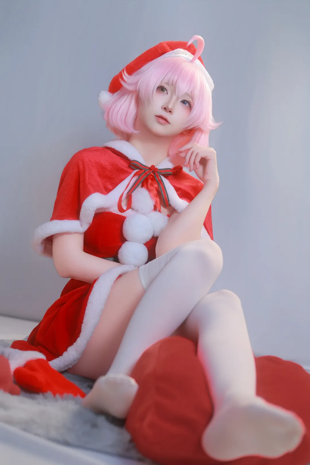 【小鳥遊ホシノ コスプレ】サンタクロース限定版、2026年のクリスマスメッセージを先生へ - 2 枚目