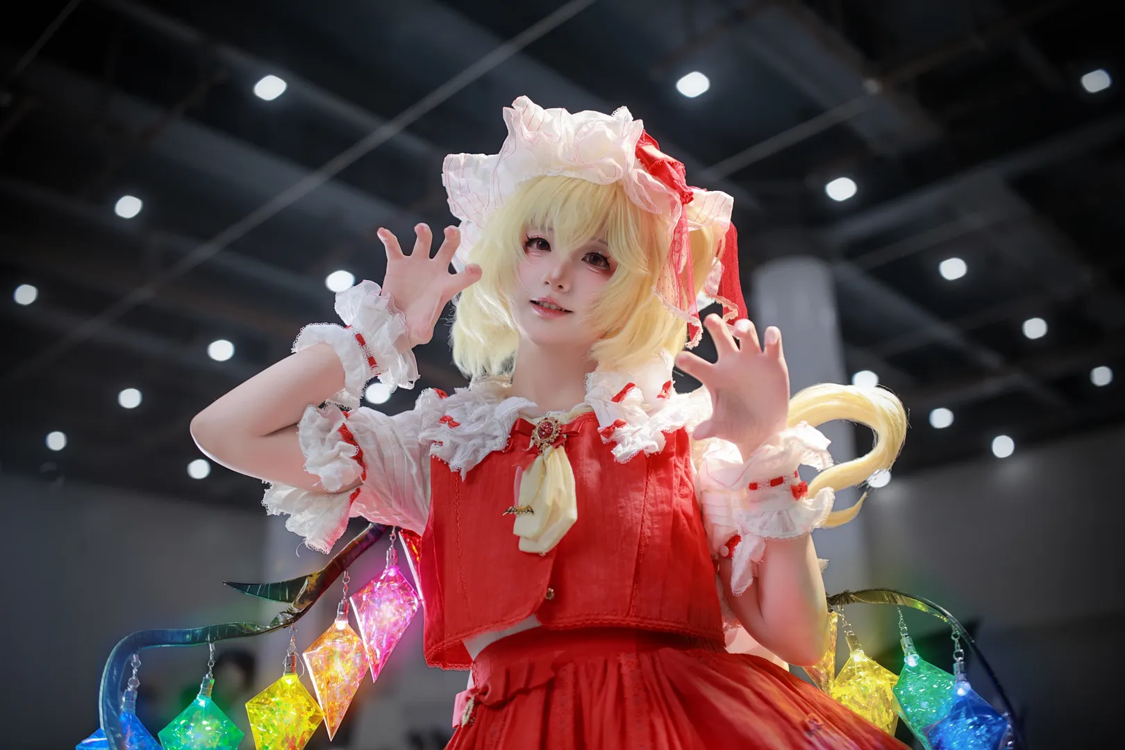 【芙兰朵露cos】东方project的红魔馆二小姐