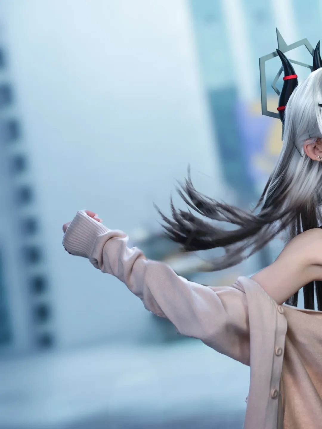 【鬼方佳代子cos】蔚藍檔案裡的輕音部鼓手，換上禮服後的街頭隨拍 - 第 2 張