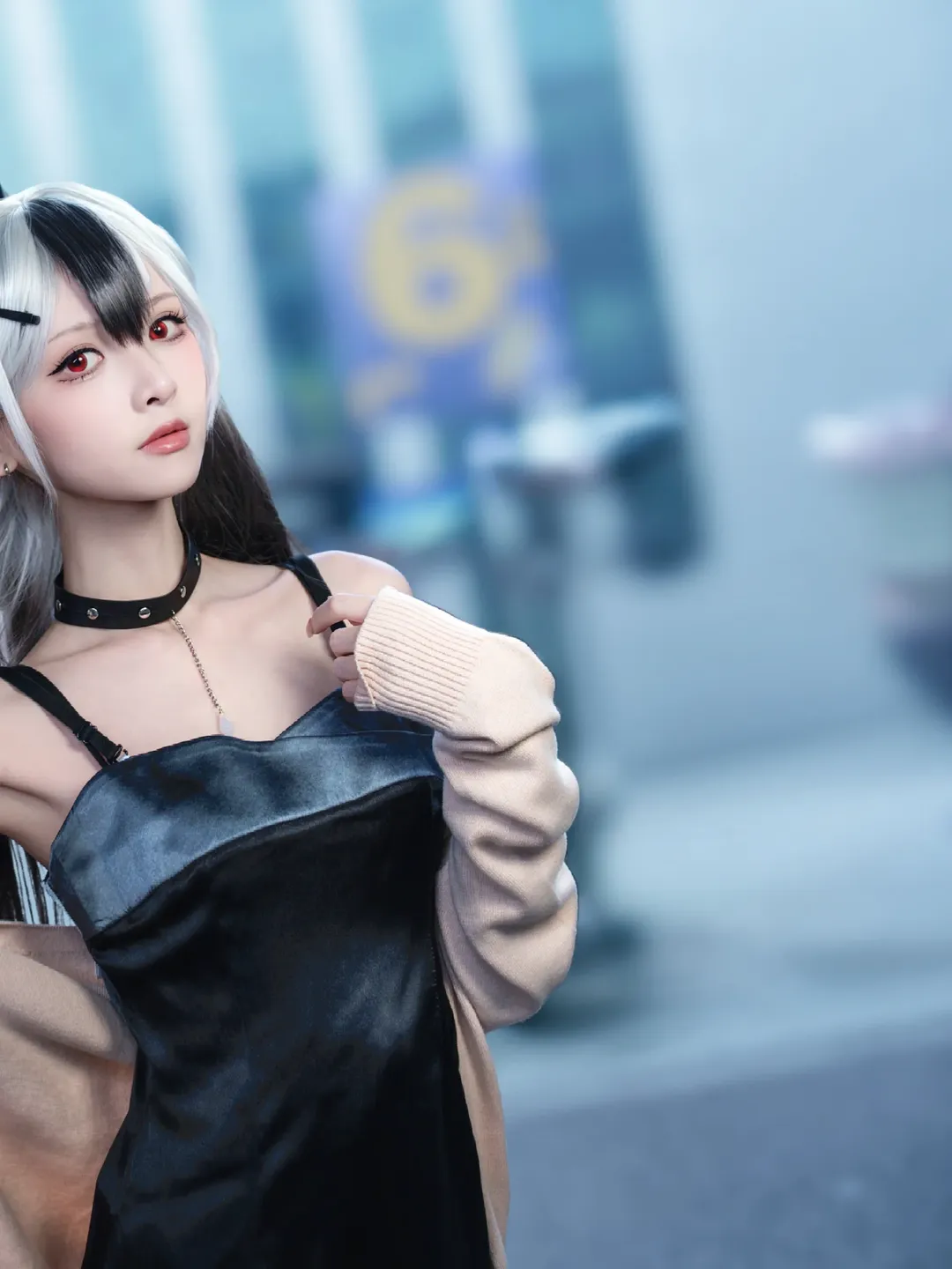 【鬼方佳代子cos】蔚藍檔案裡的輕音部鼓手，換上禮服後的街頭隨拍 - 第 3 張