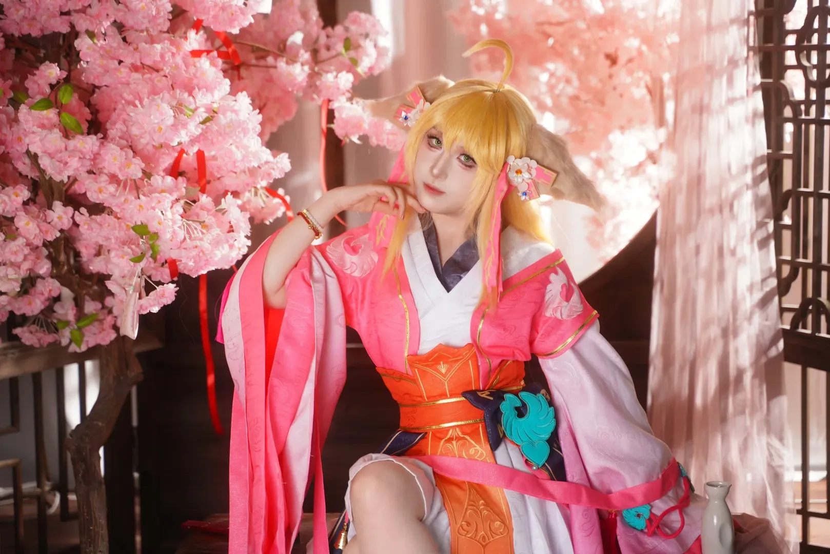 【少司縁 塗山紅紅コスプレ】光と影に切り取られたアーカイブのひととき - 3 枚目
