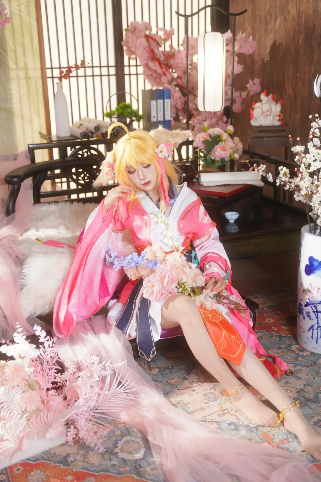 【少司缘涂山红红cos】定格在光影里的存档片刻
