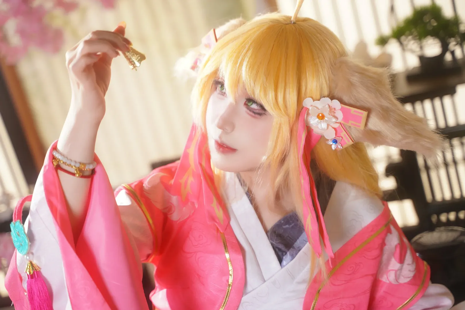 【少司縁 塗山紅紅コスプレ】光と影に切り取られたアーカイブのひととき - 8 枚目