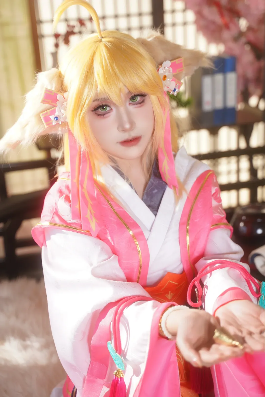 【少司縁 塗山紅紅コスプレ】光と影に切り取られたアーカイブのひととき - 9 枚目