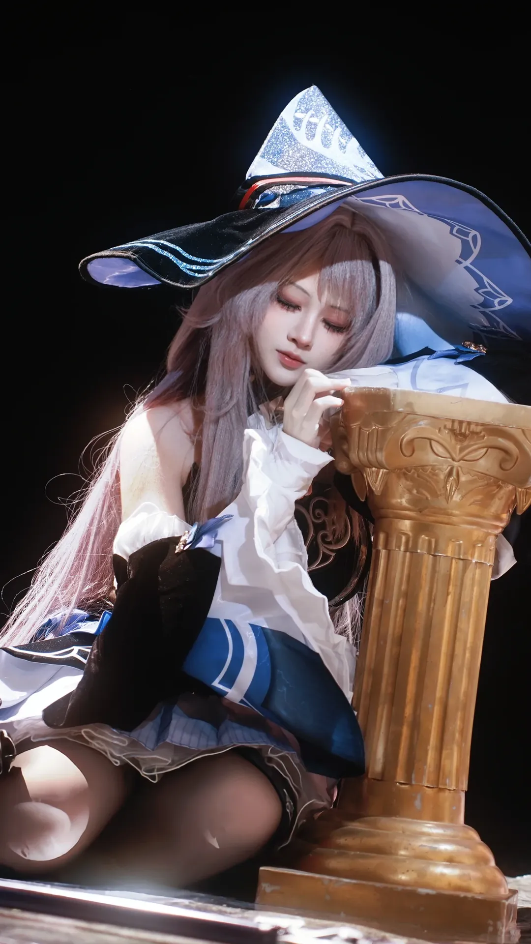 【大黑塔cos】崩坏星穹铁道的午后静谧魔法 - 第 1 张