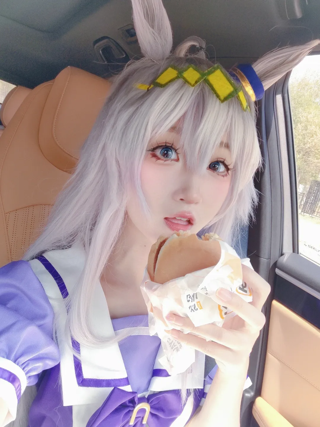【小栗帽cos】赛马娘，边吃汉堡边营业的日常碎片 - 第 1 张