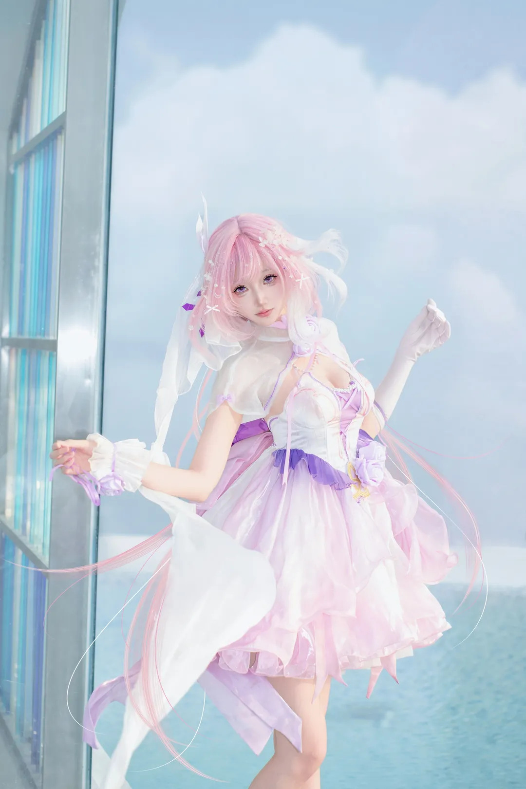 【爱莉希雅cos】崩坏3的流光之诗，水波与微风中的少女 - 第 2 张