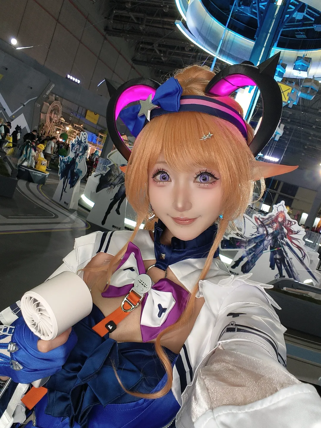 【リーノのコスプレ】『アークナイツ：エンドフィールド』会場で見せたアイドルとしての輝かしい瞬間 - 3 枚目