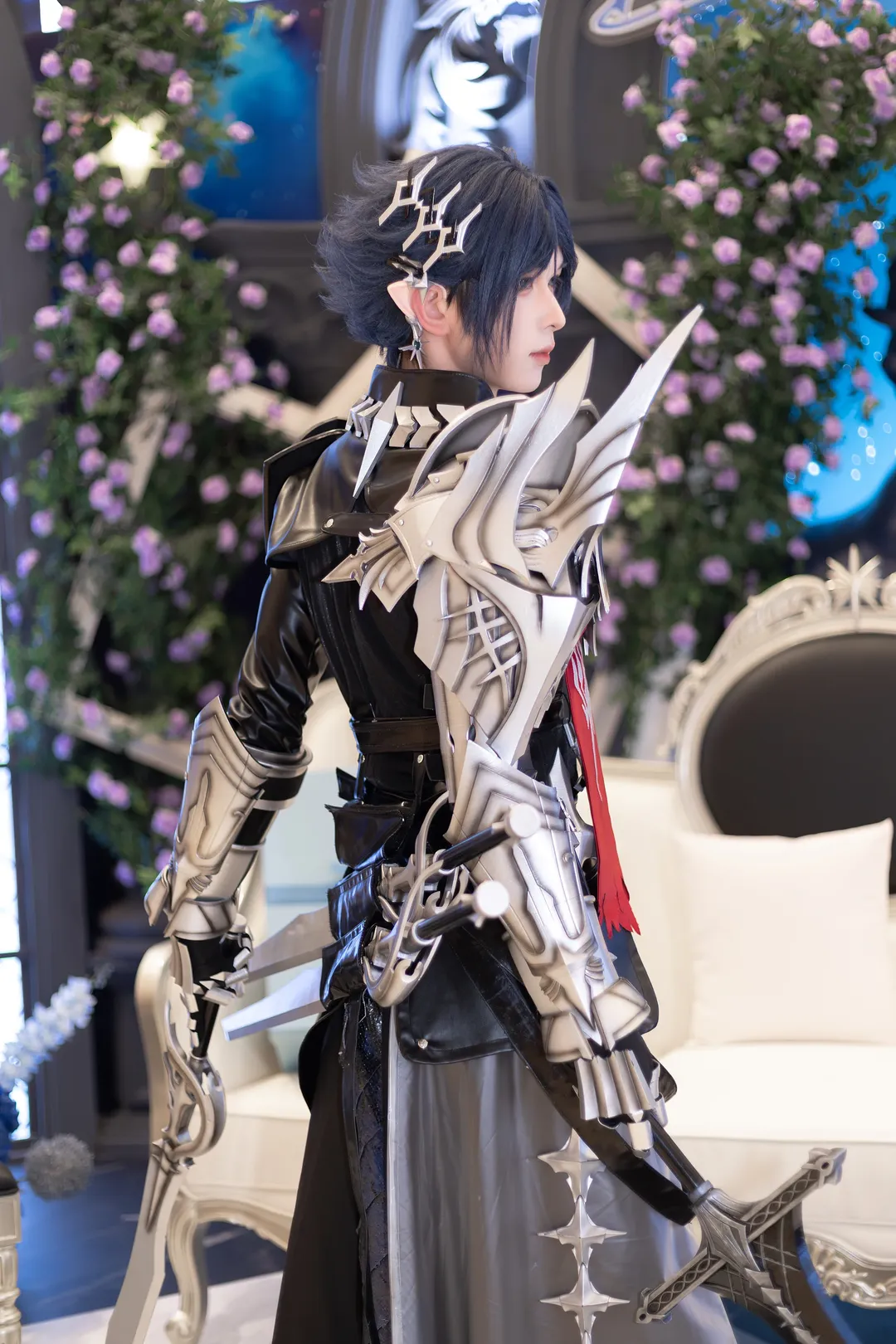 【左乐cos】明日方舟星语共愿，重甲下的银黑质感 - 第 3 张