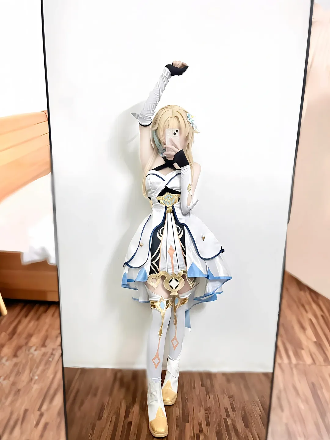 【蛍 コスプレ】原神ナタ風の白い戦闘ドレスで、再びテイワットへ - 3 枚目