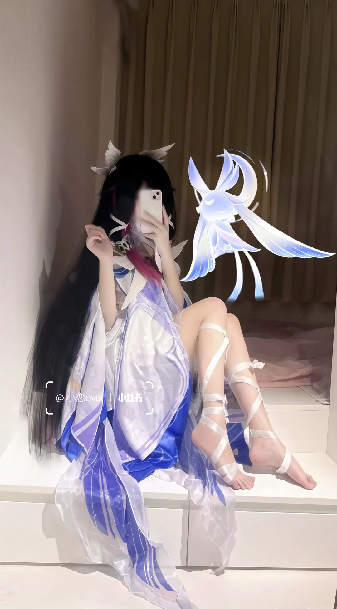 【コロンビーナ コスプレ】『原神』少女、白与青の羽衣与レースアップの軽やかな再現 - 1 枚目