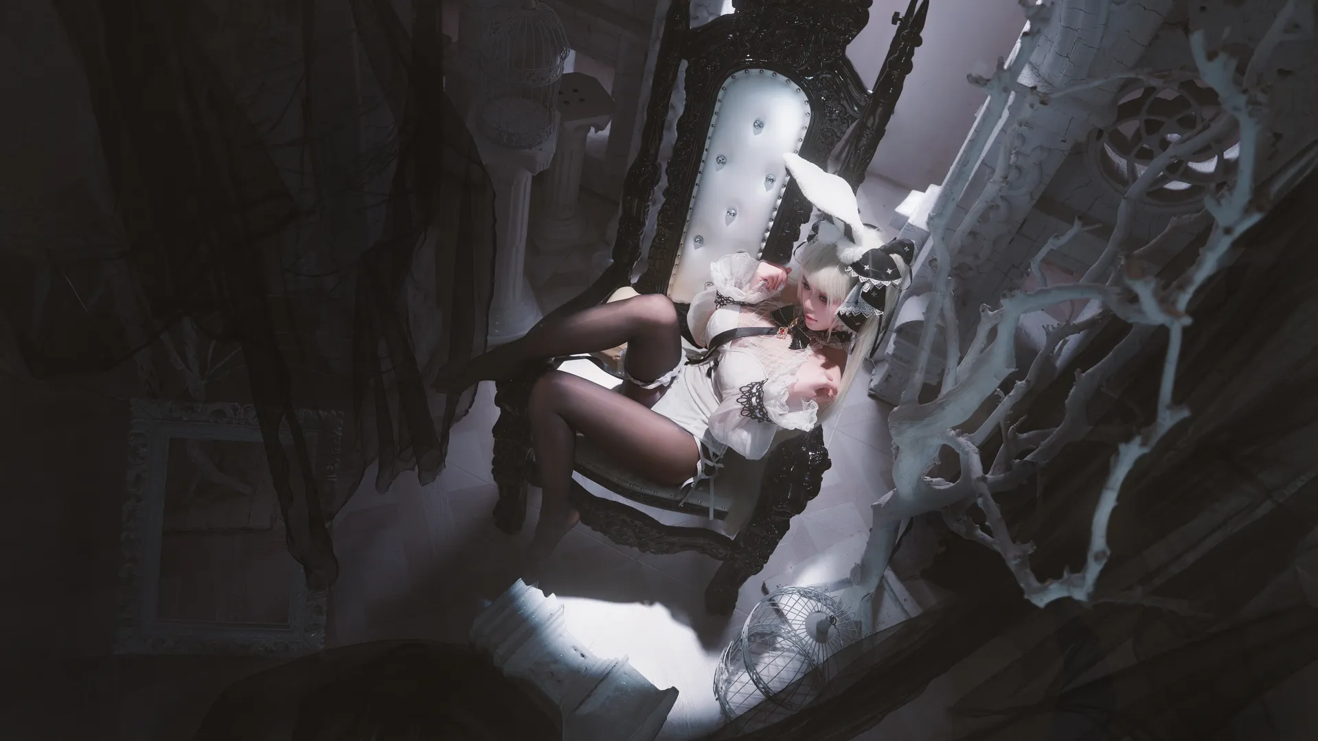【アズールレーン フォーミダブル コスプレ】ゴシック風黒ストッキングバニーガールのダークロマンス - 2 枚目