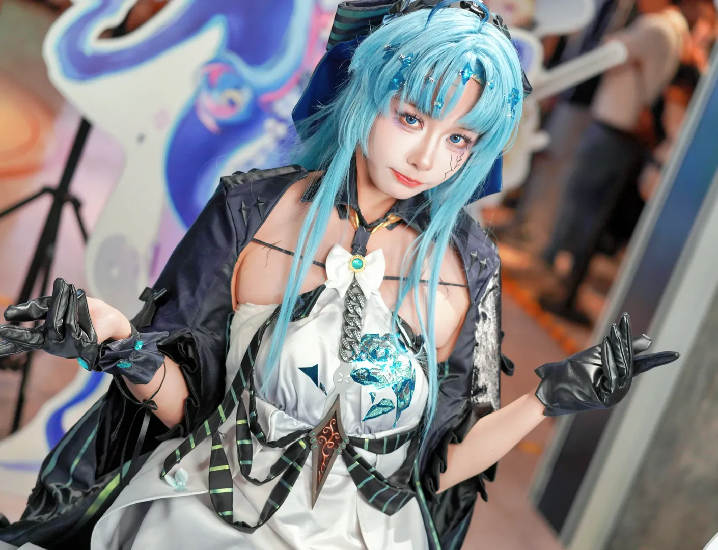 【柯莱塔cos】鸣潮线下快闪，蓝发少女的优雅定格