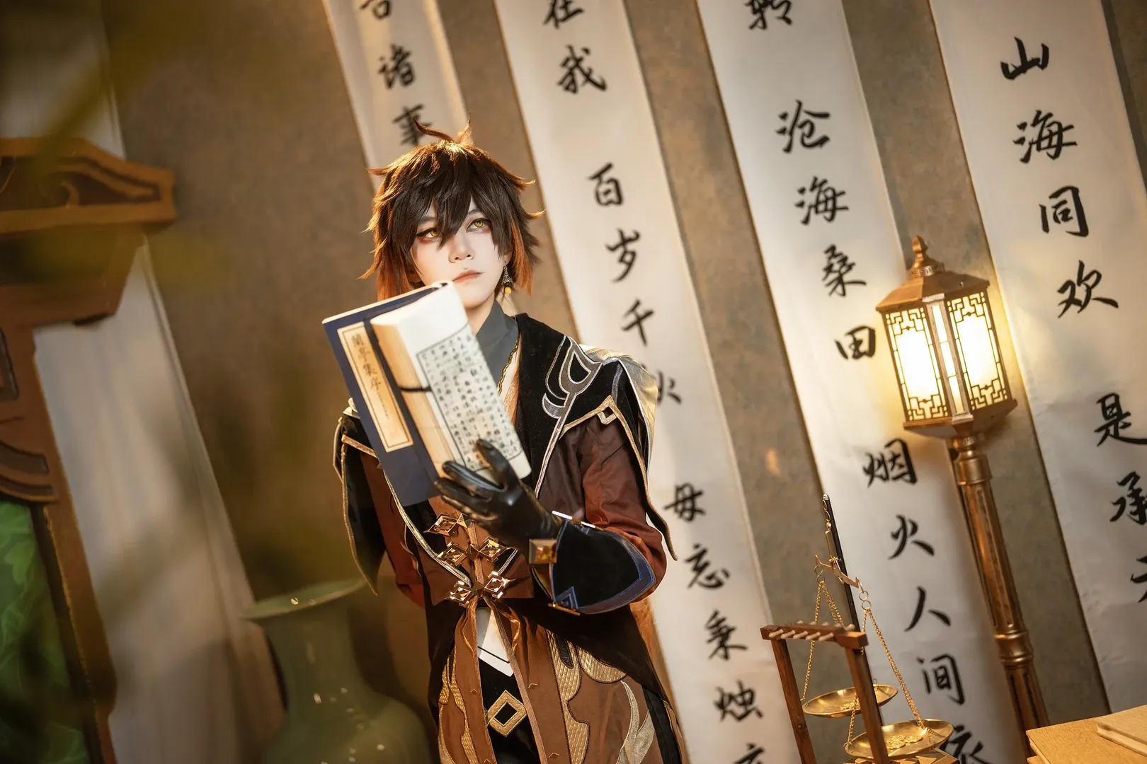 【钟离cos】欲买桂花同载酒，璃月港的灯火与规矩 - 第 3 张