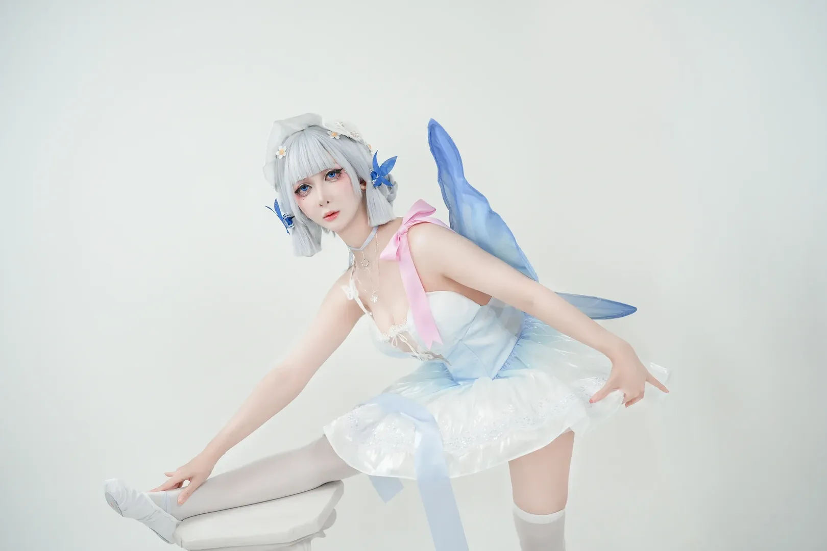 【神裡綾華cos】原神雪霽公主的芭蕾幻想，輕盈綻放 - 第 5 張